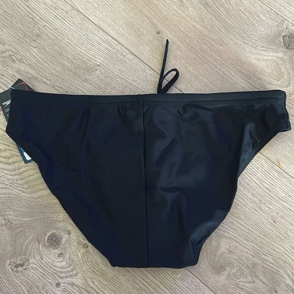 Speedo Youth Power-flex Black brief, Size 30, NWT - Picture 3 of 7